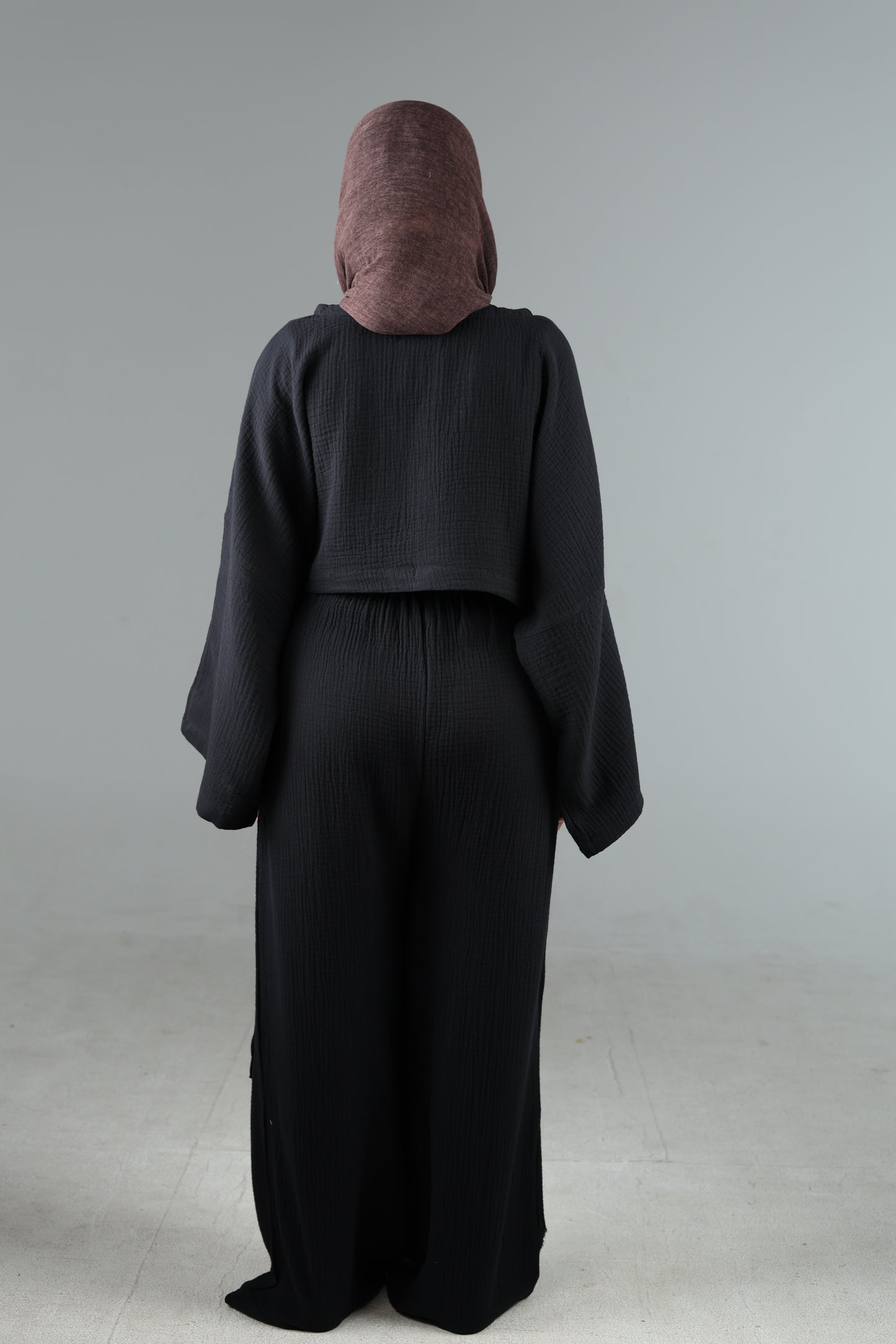 Ease Set Black