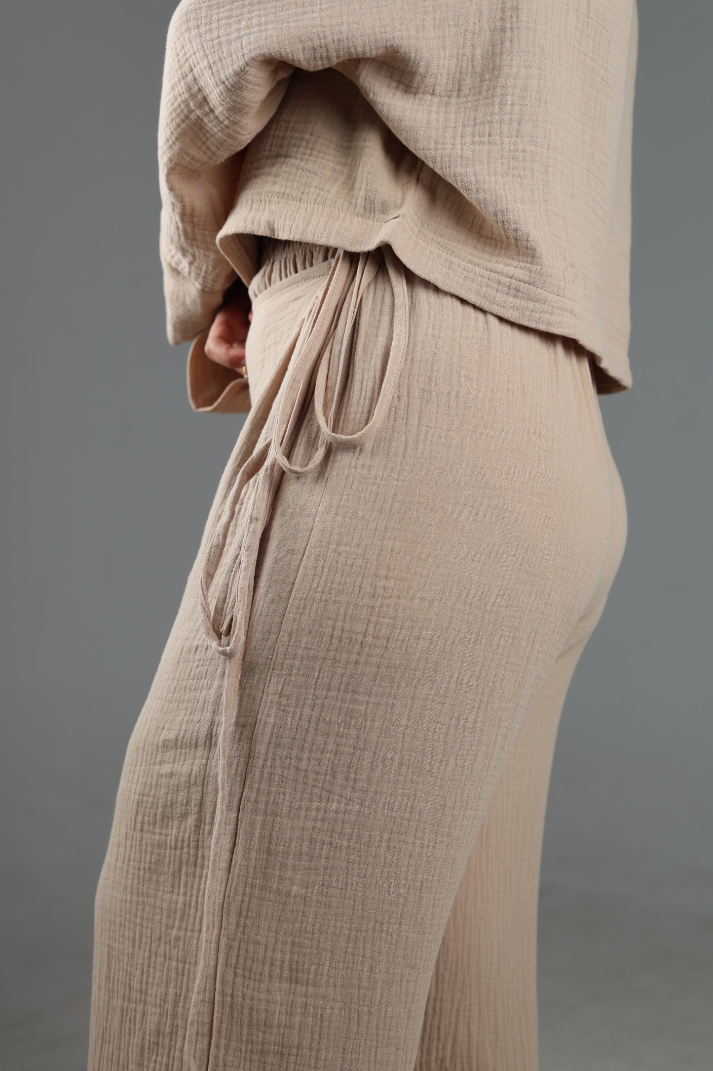 Ease Set Black